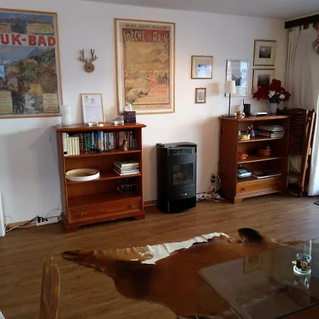 Laerchenwald 1808 公寓